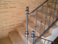 Barandal en escalera de servicio
